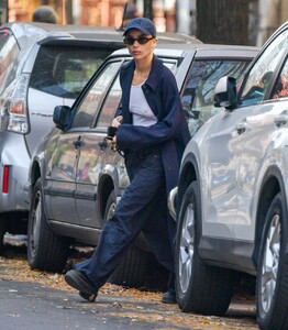 zoe-kravitz-out-and-about-in-new-york-10-30-2024-2.jpg