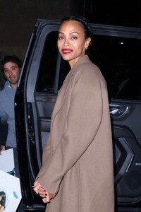 zoe-saldana-arrives-at-emilia-perez-screening-at-vista-theater-in-los-angeles-11-12-2024-6.jpg
