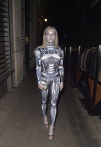 0009.jpg