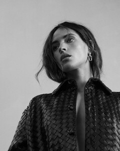 10-67566692915ce66f2d9a1214-675665ccac21c1c3b57de6e5-FLAUNT-MAGAZINE-FLAUNT-COM-ADRIA-ARJONA14.jpg