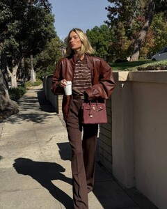 [2024.12.02] hoskelsa_469114456_541579882090395_7612955675541057932_n.jpg