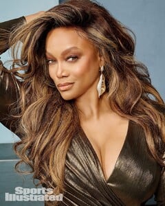 [2024.12.04] si_swimsuit_469384338_1094926672294699_7112257472968743719_n.jpg