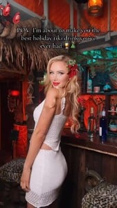 [2024.12.04] tiffanytothxoxo_84413462768DBE69F819D1C26F1571A2_video_dashinit.jpg