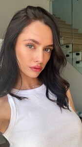 [2024.12.06] alexisbumgarner_469498906_9290997894265962_6883823571688046797_n.jpg