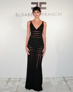 [2024.12.06] taylor_hill_469492029_18478666378024492_2364241868201959581_n.jpg
