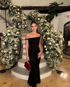 [2024.12.08] shaunasexton__469736082_1068613881677149_2713925443048202664_n.jpg