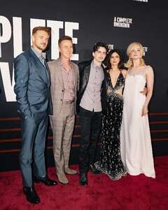 [2024.12.11] completeunknownfilm_470039000_928416965899323_81106820058051591_n.jpg