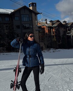 [2024.12.13] kelseymerritt_470306708_3901976236717459_121609040918142182_n.jpg