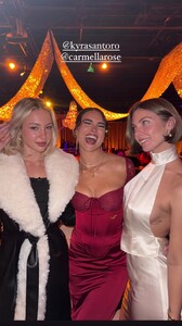 2024_12.15carmellarose-charlyjordan_3523547756331641912.thumb.jpg.8f3c2b7b74e2f5eef0afc84474458e48.jpg