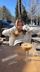 [2024.12.20] josephineskriver-bohnes_470921337_501098815697150_7482490669807933146_n.jpg