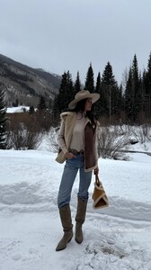 [2024.12.20] kelseymerritt_470952872_579128728182833_5535209245049032003_n.jpg
