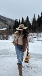 [2024.12.20] kelseymerritt_470984655_1521553435221685_2032558535183960547_n.jpg