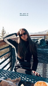 [2024.12.23] helenowen_470973339_460958276782662_4007055496153084168_n.jpg