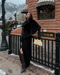 [2024.12.23] kelseymerritt_471440467_924186683161206_8535562724256756029_n.jpg
