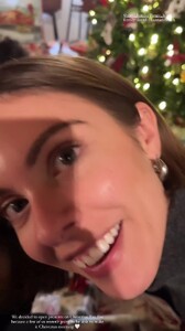 2024_12.24carmellarose_AQOgd.thumb.jpg.1a6f2856f19c8b8c948bed37413f96db.jpg