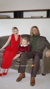 [2024.12.24] hoskelsa_s471356579_1357542478567164_527535714210728395_n.jpg
