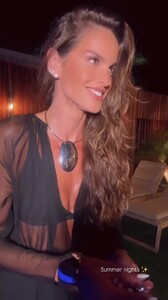 2024_12.27izabelgoulart_AQN9N.thumb.jpg.22a7551defae53dc9d90035e0fe8a279.jpg