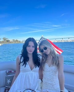 [2024.12.30] jamiedufff_472191524_3949899765252239_8330576877903310691_n.jpg