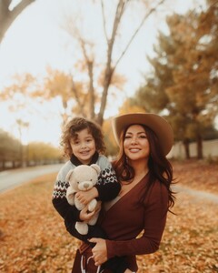 [2024.12.12] ariannyceleste_470075825_18478555243023607_1984546539423949359_n.jpg