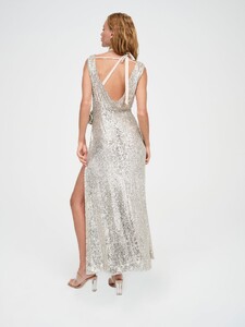 230510_BC_FLL_HOLIDAY23_PDP_CD3256-HO23-CHAMPAGNE-SILVER_0039_8dc9d918-dc9a-497f-8796-0fa53ebf7f35_1800x.jpg
