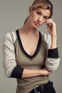 4112265640108_030_b.jpg
