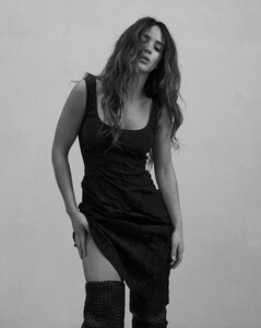 5-67566692915ce66f2d9a11f7-67566653dbf3952aa96486fb-FLAUNT-MAGAZINE-FLAUNT-COM-ADRIA-ARJONA6.jpg
