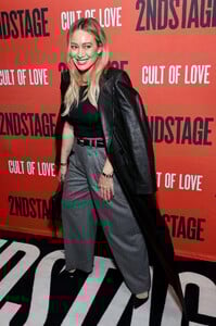 541678856_hilary-4.jpg