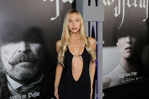 541685419_alexis-10.jpg
