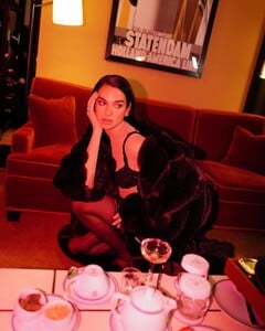541722255_dua-6.jpg