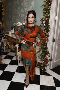 542746605_demi-1.jpg