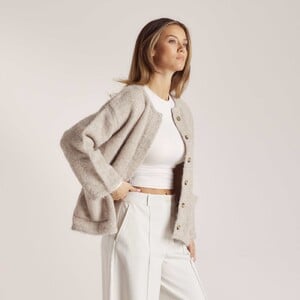 5MinkAlpacaBlendJacket-Nicola.thumb.jpg.140969ab868ed3aedc5718ce7d460206.jpg