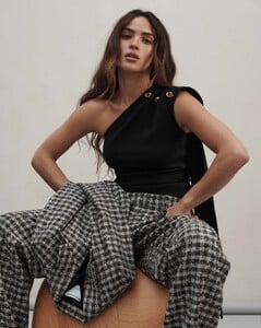 6-667566692915ce66f2d9a11fa-67566574e581d5ecc3c1c11d-FLAUNT-MAGAZINE-FLAUNT-COM-ADRIA-ARJONA4.jpg