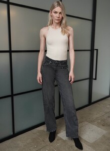 AlineWeber1b.thumb.jpg.eb0b9ca75d0a03bce6dcaf17758e11cb.jpg