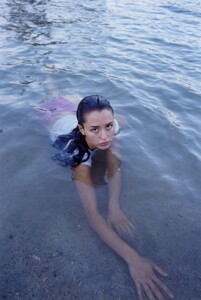 Bella-Contact-Sheet20240724_13440914_0085-Edit.jpg