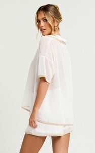 Brylee_Two_Piece_Set_-_Trim_Knit_Short_Set_in_White__0008.jpg