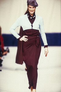 CherMichelKlein1993WomenRTW34.thumb.jpg.25dde9d9d9f770dee69de6078e4288f9.jpg