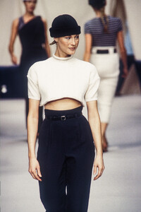 CherMichelKlein1993WomenRTW35.thumb.jpg.eb111a5ee2f88545779ce22ca579d9dc.jpg