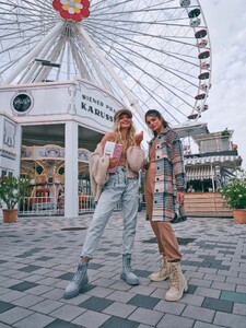 DEEZEE-AW21-6.thumb.jpg.4a44207732aaa6bd2786b5e2ec2becc6.jpg