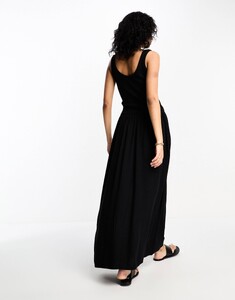 Giovanna Pinho ASOS DESIGN 204546586-3.jpg