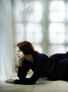 Ivanow_Prada_Fall_Winter_2001_02_01.thumb.png.d1272ce5673dbfc37dde1c3543d1d24b.png