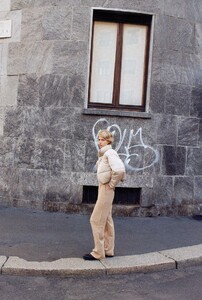 Julia-Baumgartner-Special-Marcello-Ferri-Milan-Feb-23-14.jpg