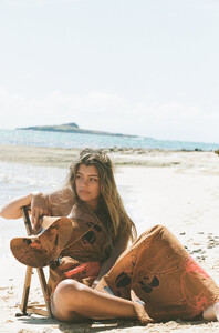 KAHANA_06.jpg