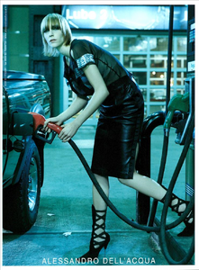 Klein_Alessandro_Dell_Acqua_Fall_Winter_2001_02_05.thumb.png.95bdfb722b598888c4960ddae7abdffe.png