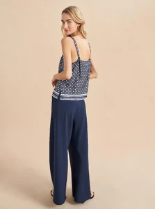 LEE-TANK-NAVY-IVORY-4724_4fec9930-3942-47fc-b2cc-b385196b20f5.thumb.webp.d9a300cc923125f87051ae36731d5f41.webp