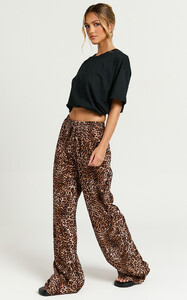 Lopez_Pants_-_Elasticated_Straight_Leg_Pants_in_Tonal_Leopard_Print__0005.jpg
