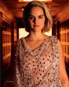 Marie_Claire_2025_01-087.jpg