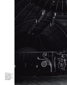 Marie_Claire_2025_01-164.jpg