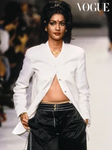MarielouPs96chanel-rtw.thumb.webp.c1b74ed1dec11f53c764f53d4f58cb7d.webp