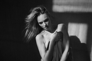 PortraitsOfGirlsSpring2019-45-1500x991.thumb.jpg.66700c2e00e5fead34758c5818791de6.jpg