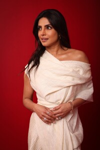 Priyanka_Malaysia_28729~55.jpg